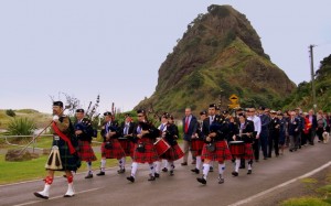 Band in front of Lion Rock 2009