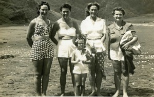 Eileen Broadhead left, with Zena Foubister, Barbara Way, Hazel Curtice and Ayleen Foubister (front)